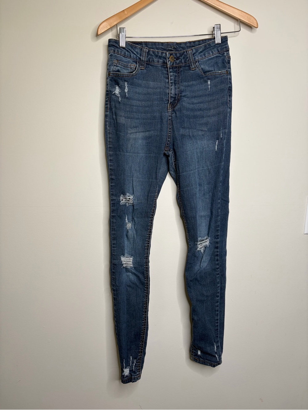 True craft Distressed high waisted Skinny Jeans